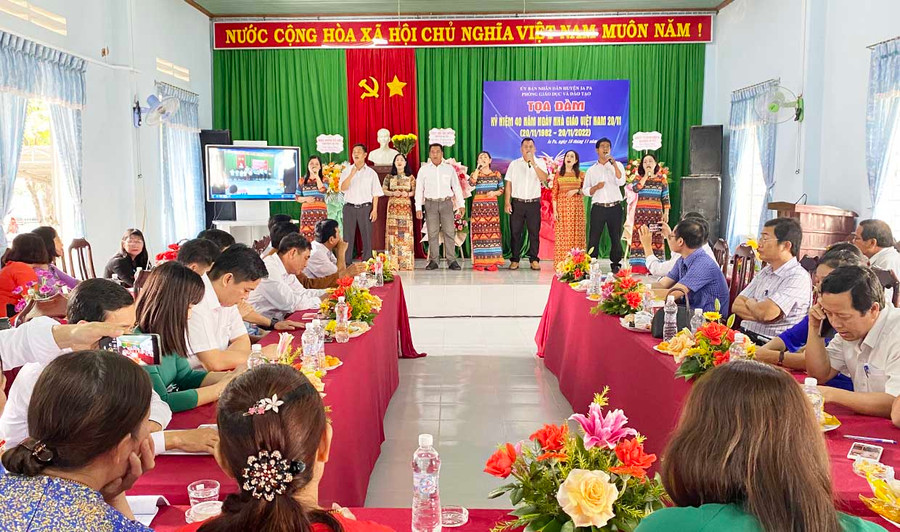 Quang cảnh buổi tọa đàm. Ảnh: Mai Linh  Quang cảnh buổi Tọa đàm. Ảnh: Mai Linh