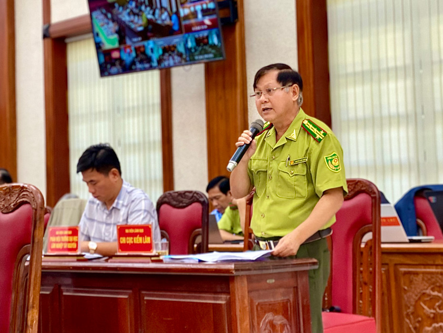 Ông Nguyễn Văn Huân-Chi cục trưởng Chi cục Kiểm lâm tỉnh phát biểu tại hội nghị. Ảnh: Hà Duy Ông Nguyễn Văn Huân-Chi cục trưởng Chi cục Kiểm lâm tỉnh phát biểu tại Hội nghị. Ảnh: Hà Duy