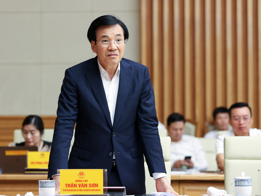 Bộ trưởng Chủ nhiệm Văn phòng Chính phủ Trần Văn Sơn phát biểu tại phiên họp. Ảnh nguồn VGP Bộ trưởng Chủ nhiệm Văn phòng Chính phủ Trần Văn Sơn phát biểu tại phiên họp. Ảnh nguồn VGP