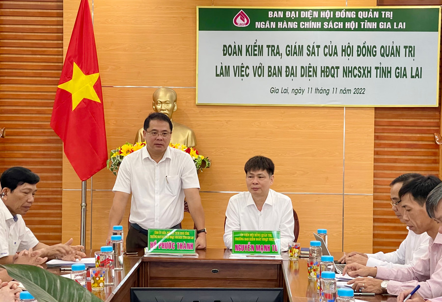 Phó Chủ tịch UBND tỉnh Hồ Phước Thành phát biểu tại buổi làm việc. Ảnh: Vũ Thảo Phó Chủ tịch UBND tỉnh Hồ Phước Thành phát biểu tại buổi làm việc