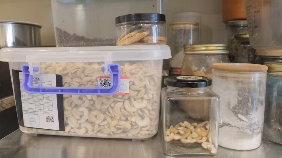 Đa phần các nguyên liệu làm bánh thuần chay đều của Việt Nam. Ảnh: Thượng Hải