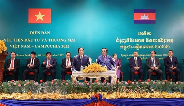 Thủ tướng Phạm Minh Chính và Thủ tướng Campuchia Samdech Techo Hun Sen tham dự Diễn đàn Xúc tiến Đầu tư và thương mại Việt Nam-Campuchia. (Ảnh: Dương Giang/TTXVN) Thủ tướng Phạm Minh Chính và Thủ tướng Campuchia Samdech Techo Hun Sen tham dự Diễn đàn Xúc tiến Đầu tư và thương mại Việt Nam-Campuchia. (Ảnh: Dương Giang/TTXVN)