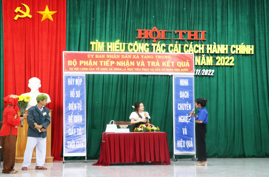 Phần dự thi của xã Yang Trung. Ảnh: Ngọc Minh