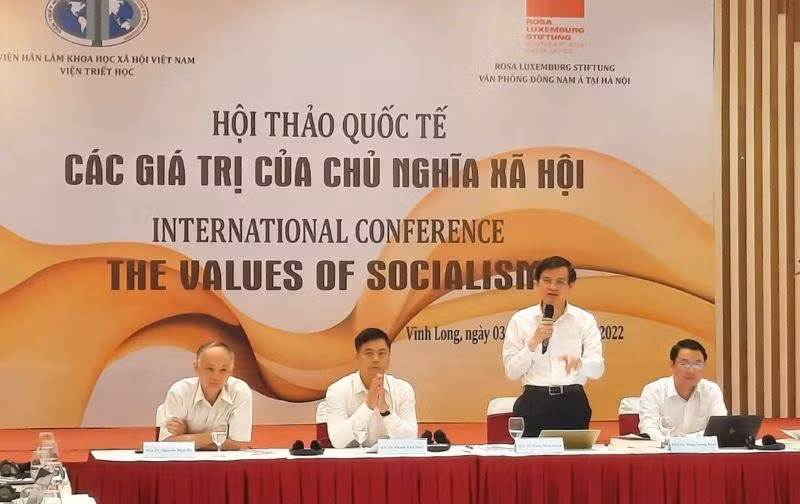 Các diễn giả đồng chủ trì Hội thảo Quốc tế: “Các giá trị của Chủ nghĩa Xã hội