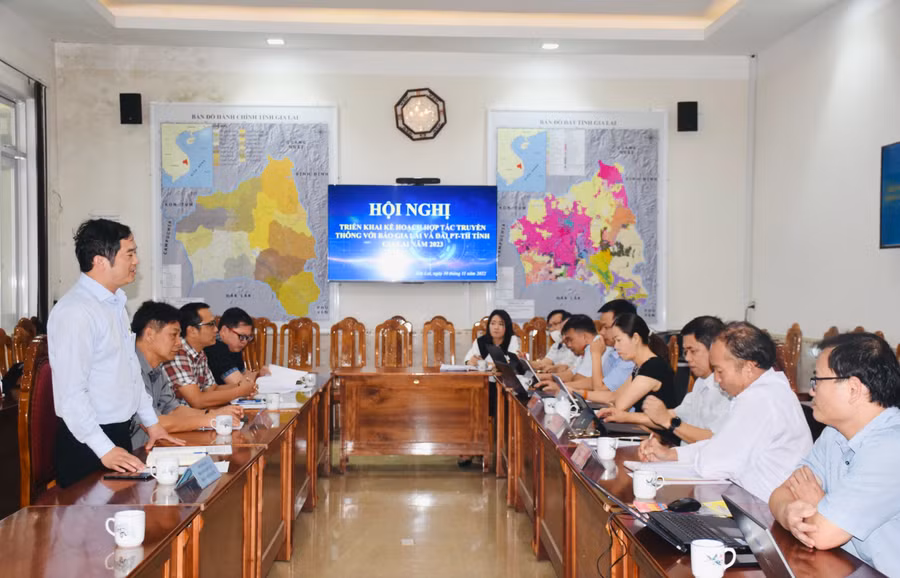 Quang cảnh buổi làm việc. Ảnh: Trần Dung