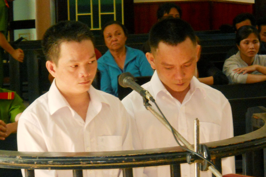 Các bị cáo trước vành móng ngựa. Ảnh: Quang Trung Các bị cáo trước vành móng ngựa. Ảnh: Quang Trung