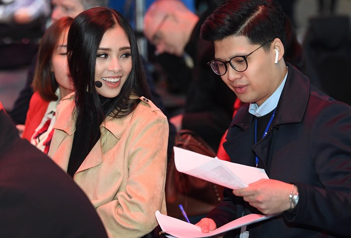 Tham gia các sự kiện lớn tại nước ngoài là cơ hội tốt để Hoa hậu Trần Tiểu Vy làm quen với môi trường quốc tế, giúp cô ngày một tự tin trước khi tham gia chinh chiến trong cuộc thi nhan sắc thế giới sắp tới.