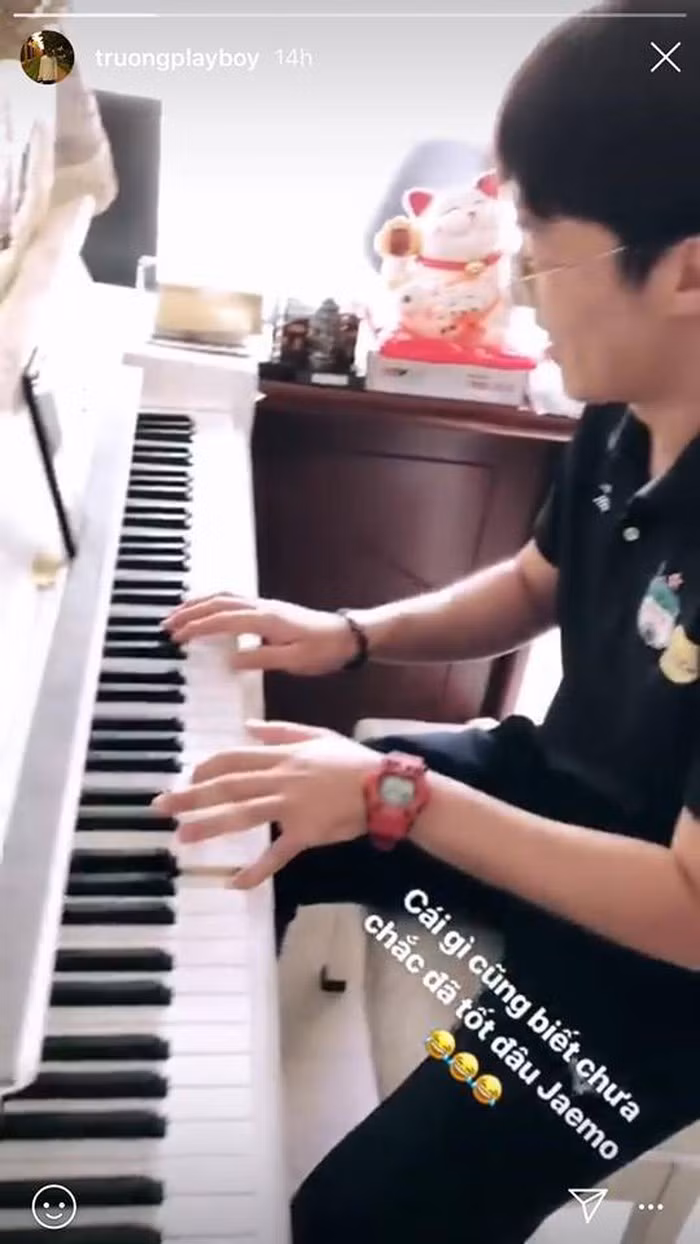 Chàng trợ lý điển trai tên Yang Jaemo khiến Xuân Trường ghen tị vì có nhiều tài lẻ.