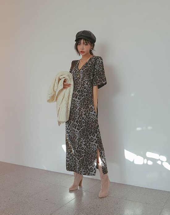 Da beo ở mùa thu đông năm nay không chỉ được xây dựng trên tông nâu đen cơ bản, nhiều gam màu bắt mắt cũng được pha trộn để mang tới sự mới mẻ cho kiểu hoạ tiết cũ.