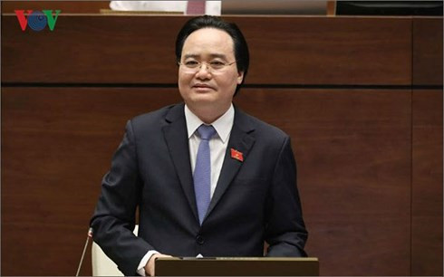  Bộ trưởng Bộ GD-ĐT Phùng Xuân Nhạ