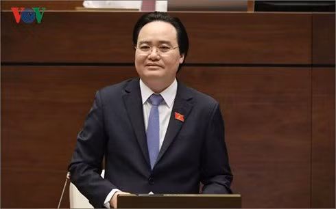  Bộ trưởng Bộ GD-ĐT Phùng Xuân Nhạ