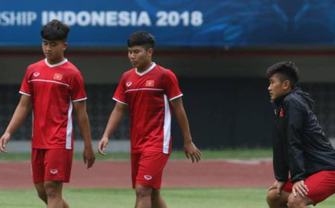U19 Việt Nam cần chiến thắng trước U19 Australia để đi tiếp tại VKC U19 châu Á. U19 Việt Nam cần chiến thắng trước U19 Australia để đi tiếp tại VKC U19 châu Á.