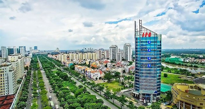 Ông Tề Trí Dũng, Tổng Giám đốc Công ty TNHH MTV phát triển công nghiệp Tân Thuận bị tạm đình chỉ công tác do các liên quan và chịu trách nhiệm trực tiếp đối với hành loạt sai phạm của công ty này.