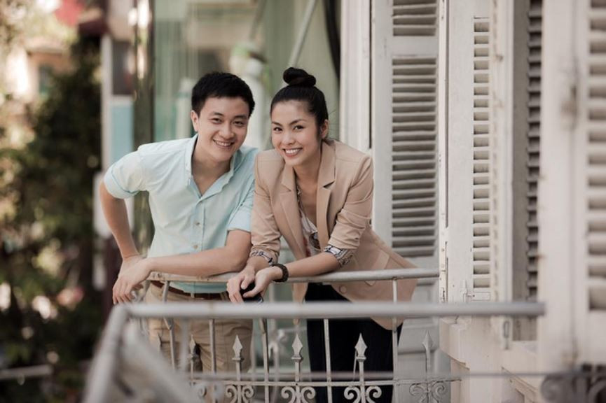Trong khoảng thời gian này, cặp đôi đã có chuyến dạo chơi trên phố cổ Hà Nội và dừng chân chụp hình tại đây. Trong khoảng thời gian này, cặp đôi đã có chuyến dạo chơi trên phố cổ Hà Nội và dừng chân chụp hình tại đây.