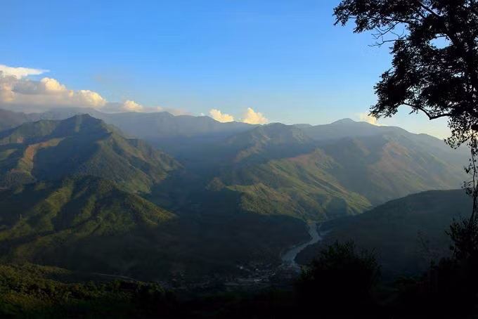  Đường lên Mường Lống