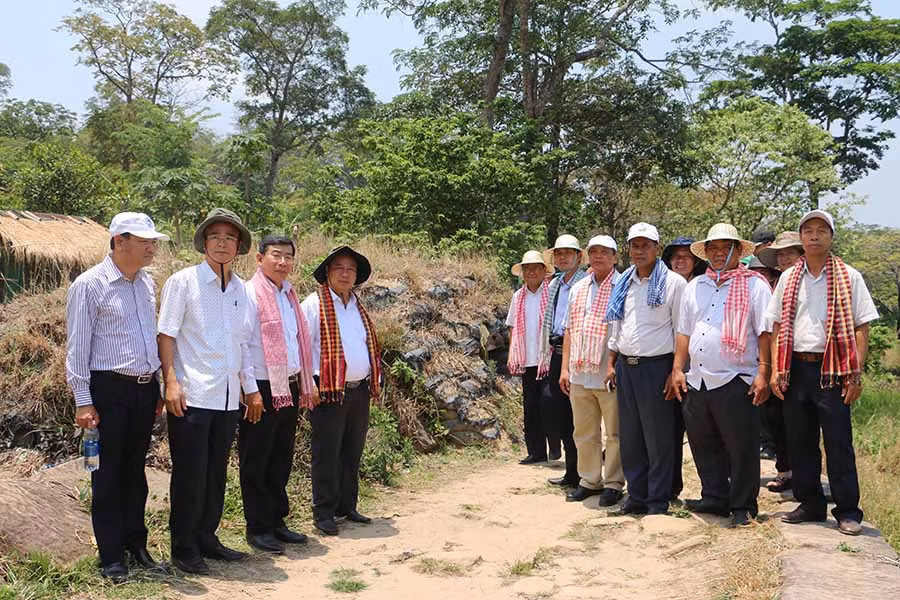  Đoàn công tác của tỉnh Gia Lai thăm và làm việc tại các tỉnh Đông Bắc Campuchia. Ảnh: Trần Dung