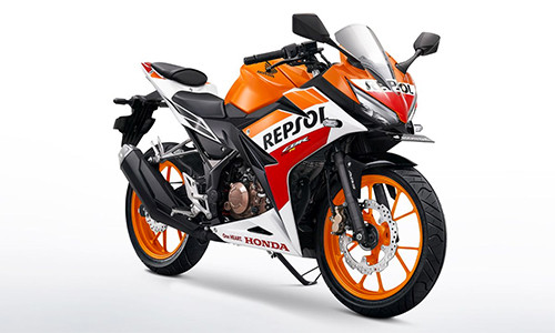 Honda CBR150R 2019 ra mắt tại Indonesia, cạnh tranh Yamaha R15 mới. Honda CBR150R 2019 ra mắt tại Indonesia, cạnh tranh Yamaha R15 mới.