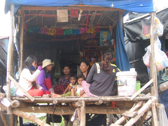 Căn lều này là nơi sinh sống của 8 người trong gia đình