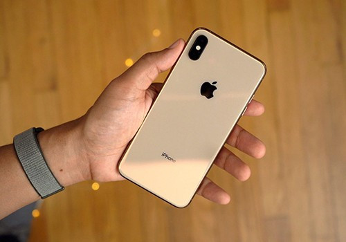 Bộ đôi iPhone Xs mới gặp lỗi liên quan đến sạc.