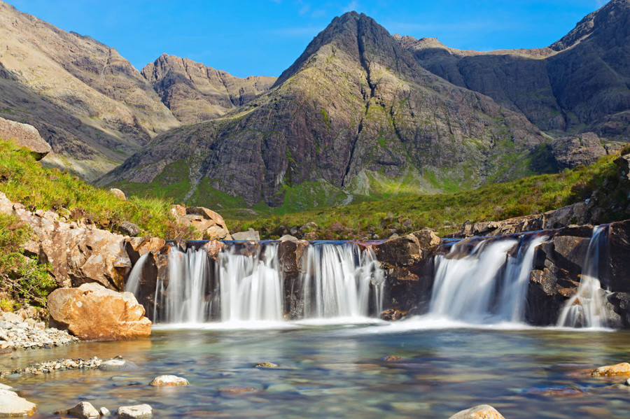  Địa danh Fairy Pools ở Isle of Skye, Scotland đẹp như chốn bồng lai tiên cảnh. (Ảnh: DEPOSITPHOTOS)