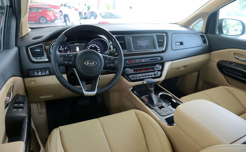 Nội thất không thay đổi.