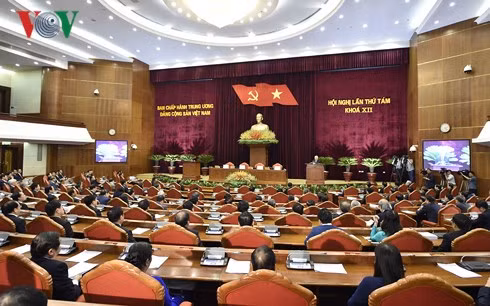 Phiên bế mạc Hội nghị Trung ương 8