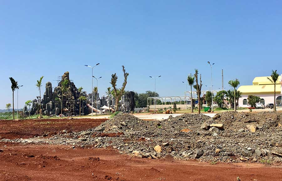 Doanh nghiệp Trường Sinh đang xây dựng. Ảnh: Hà Duy 