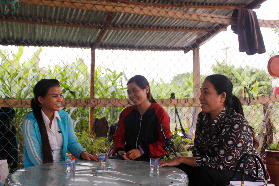 Hội viên Hội LHPN huyện Kông Chro tham gia chia sẻ kinh nghiệm làm giàu. Ảnh: Ngọc Thu