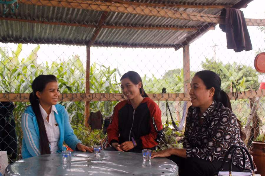 Hội viên Hội LHPN huyện Kông Chro tham gia chia sẻ kinh nghiệm làm giàu. Ảnh: Ngọc Thu