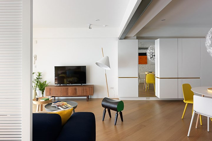 Đế để đèn độc đáo là sản phẩm mà nữ chủ nhân sưu tầm được khi đi du lịch. Đế để đèn độc đáo là sản phẩm mà nữ chủ nhân sưu tầm được khi đi du lịch.