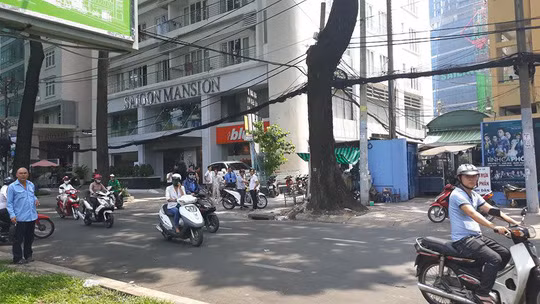  1 Chung cư nơi cô gái trẻ quyên sinh