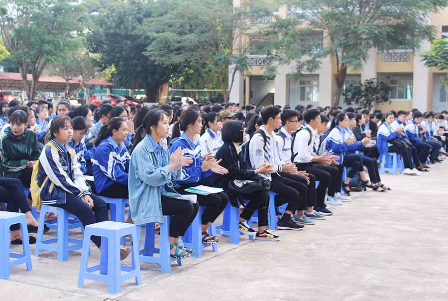  Khai mạc thi học sinh giỏi lớp 12 cấp tỉnh, bảng A. Ảnh: Nguyễn Giang