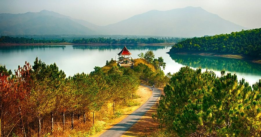 Đẹp ngỡ ngàng trước Biển Hồ ở Gia Lai Đẹp ngỡ ngàng trước biển Hồ ở Gia Lai