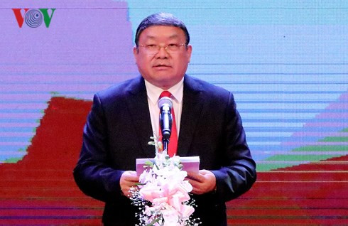 Ông Thào Xuân Sùng, Chủ tịch Hội Nông dân Việt Nam phát biểu tại buổi lễ