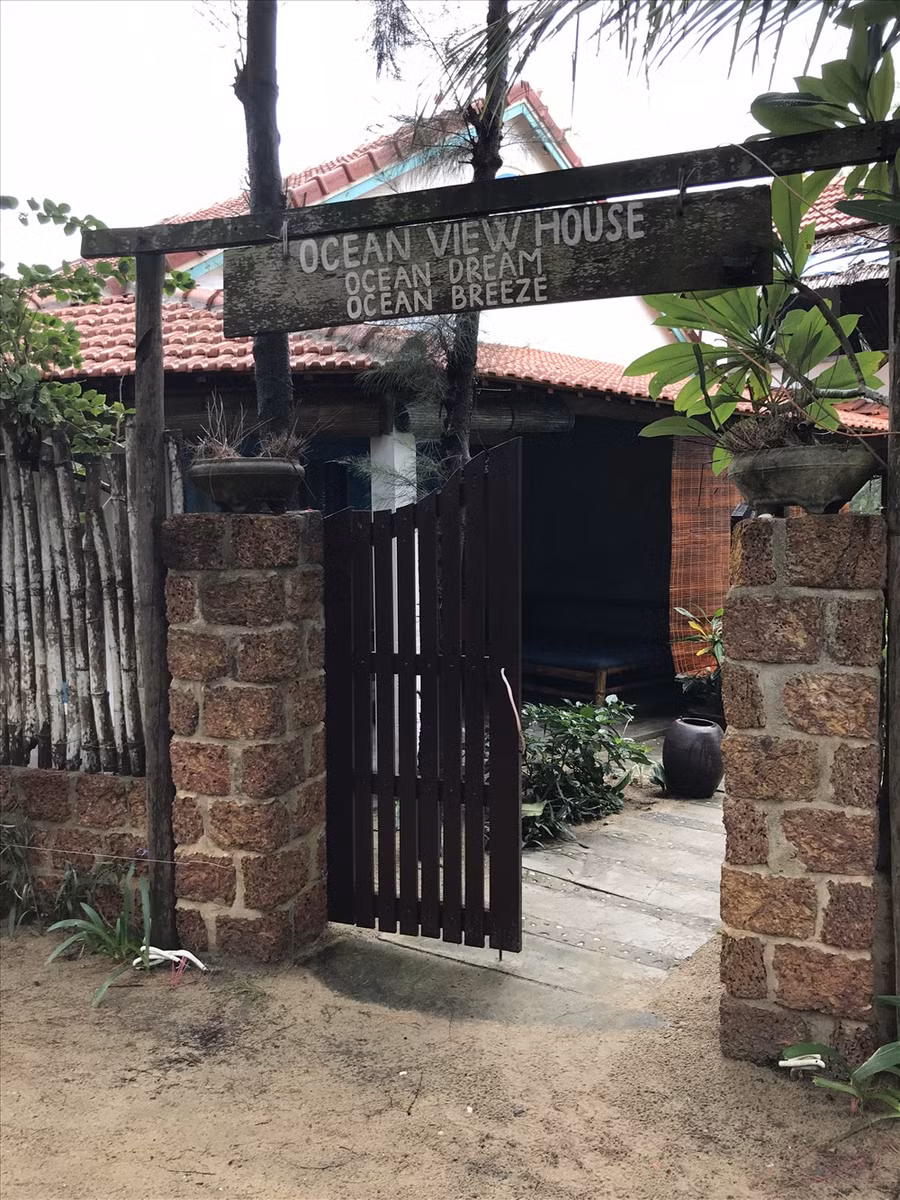 Làng chài An Bàng đã làm giàu bền vững từ mô hình homestay của Thuận. Ảnh: H.V.M