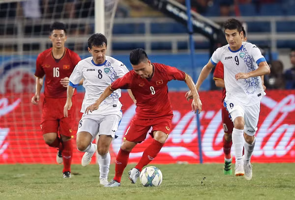 Tại Giải U23 châu Á 2018, Đội tuyển U23 Việt Nam (áo đỏ) đã vào thi đấu trận chung kết với U23 Uzbekistan