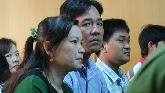 Lê Thị Cẩm Vân cùng các đồng phạm Lê Thị Cẩm Vân cùng các đồng phạm