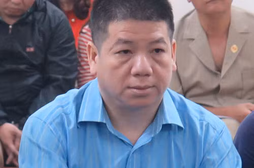 Lâm Hữu Sơn tại phiên toà sơ thẩm bảy tháng trước. Ảnh: PV