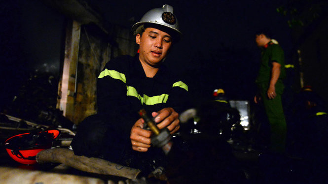 Trang Thanh Nam vất vả trong đêm chữa cháy