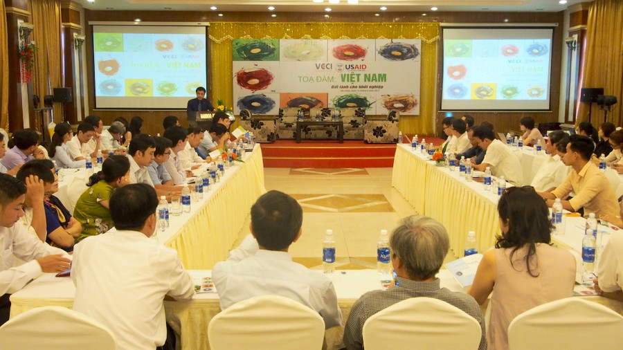 Toàn cảnh Tọa đàm.