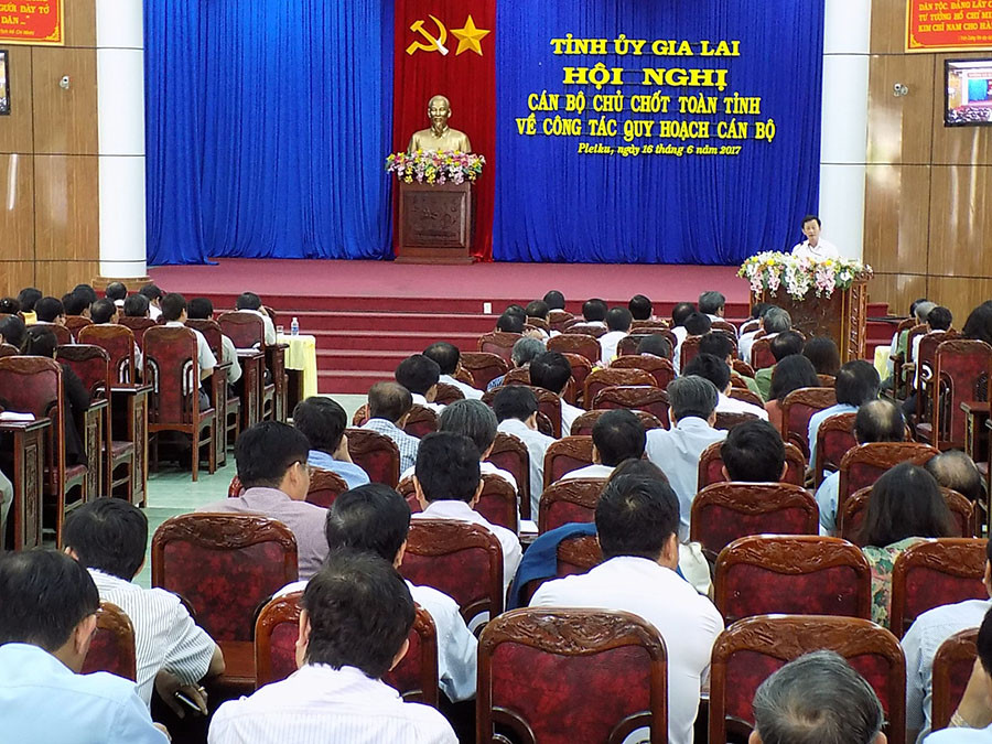 Hội nghị cán bộ chủ chốt toàn tỉnh về công tác quy hoạch cán bộ. Ảnh: T.N