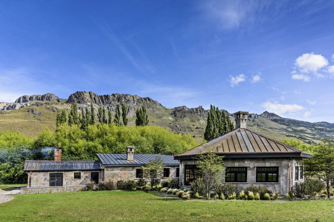 Khu nghỉ dưỡng Lodge at Valle Chacabuco nằm trong vườn quốc gia Patagonia, Chile. Tới đây, du khách có thể sống hòa mình với thiên nhiên hoang dã tuyệt đẹp.