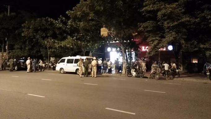 Hiện trường vụ cướp tiệm vàng tối 5-6.