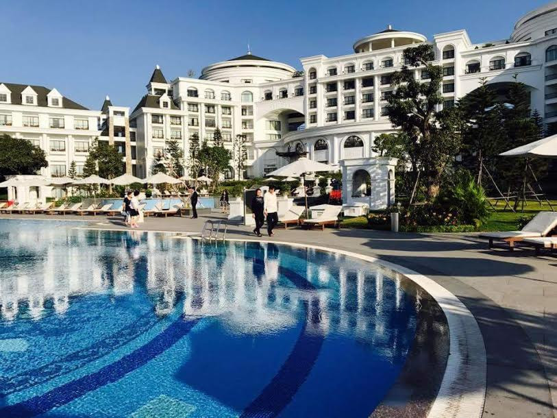 Khách sạn Vinpearl Hạ Long, nơi tổ chức Diễn đàn Đối thoại chính sách cao cấp APEC về du lịch bền vững. Khách sạn Vinpearl Hạ Long, nơi tổ chức Diễn đàn Đối thoại chính sách cao cấp APEC về du lịch bền vững.