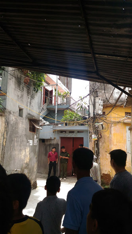 Lực lượng chức năng luôn túc trực quanh khu vực để đảm bảo an ninh Lực lượng chức năng luôn túc trực quanh khu vực để đảm bảo an ninh