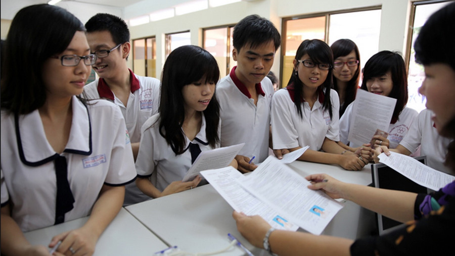 Sáng 21-6, các thí sinh sẽ làm thủ tục thi và chỉnh sửa lại lần cuối các thông tin cá nhân. a