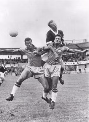 Những đôi giày đinh đầu tiên góp phần làm nên chiến thắng của đội tuyển Đức.