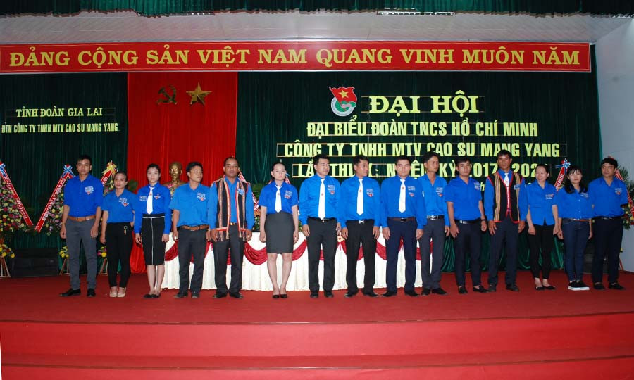 Ra mắt Ban Chấp hành Đoàn Công ty TNHH một thanh viên Cao su Mang Yang nhiệm kỳ 2017-2022. Ảnh: Đ.Y Ra mắt Ban Chấp hành Đoàn Công ty TNHH một thanh viên Cao su Mang Yang lần thứ X, nhiệm kỳ 2017-2022. Ảnh: Đ.Y