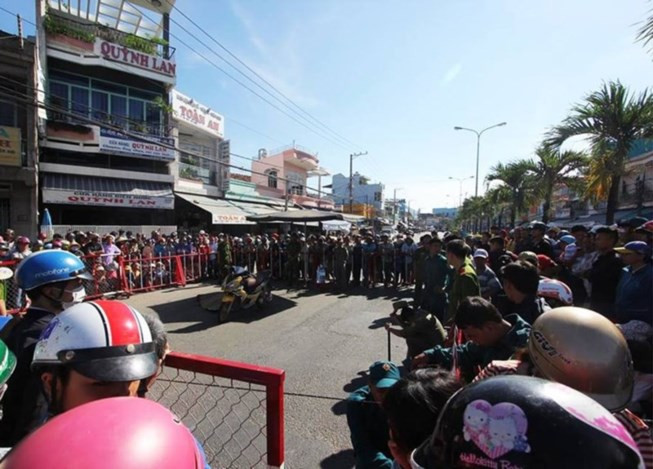 Hiện trường vụ bắn chết người giữa đường 1 Hiện trường vụ bắn chết người giữa đường