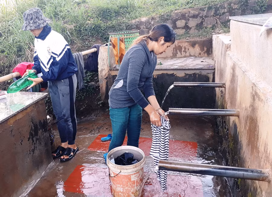  Giọt nước là nơi sinh hoạt văn hóa tinh thấn của cộng đồng làng Ốp. Ảnh: Trần Dung